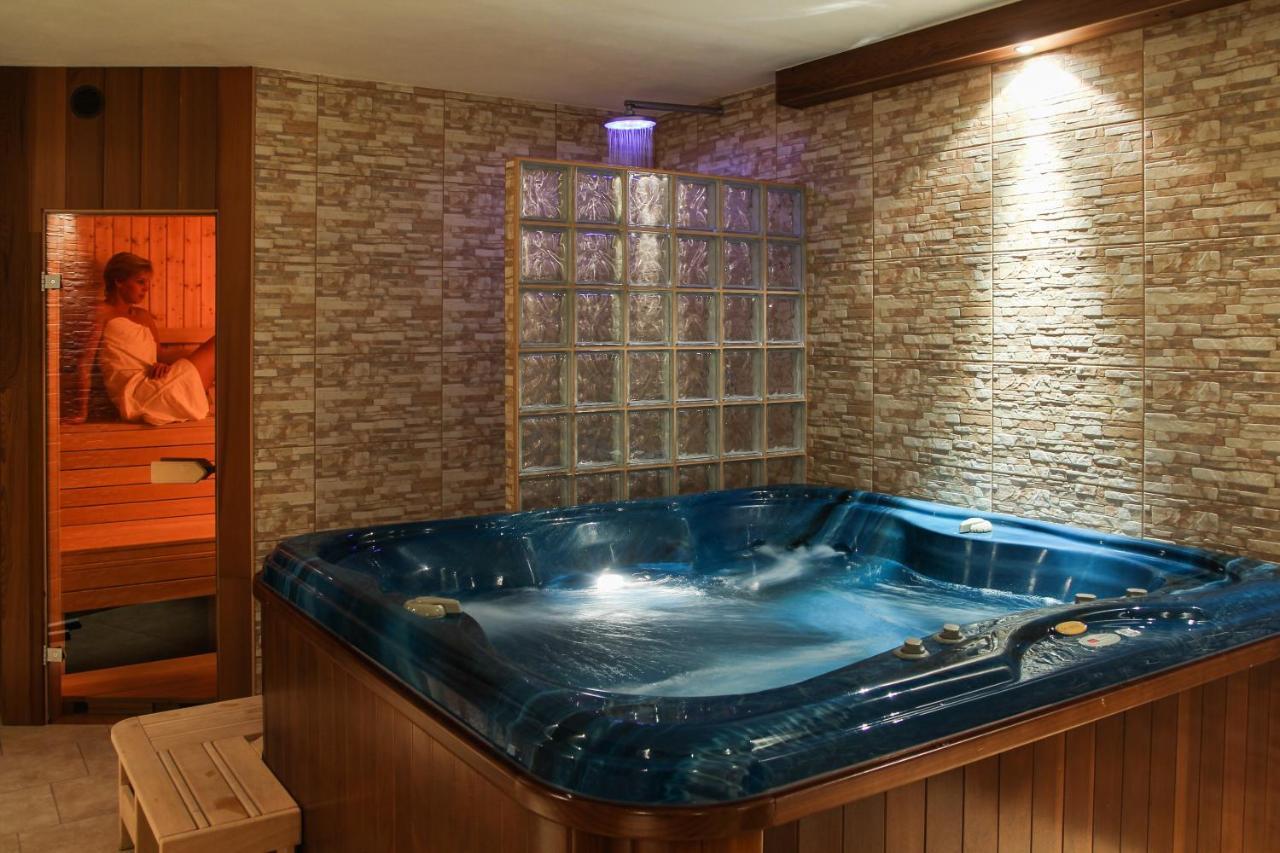 ז'ינדריצ'וב הרדק Wellness Penzion Palice מראה חיצוני תמונה